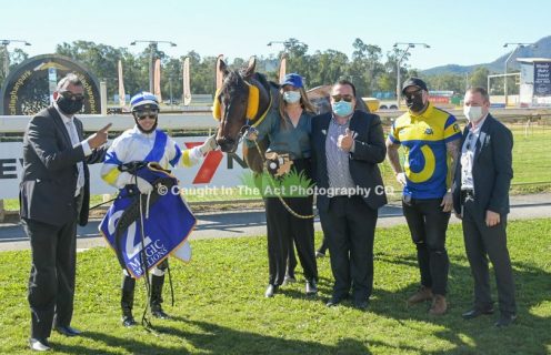 Vale’s duo set to resume at Doomben – Article by Tony McMahon